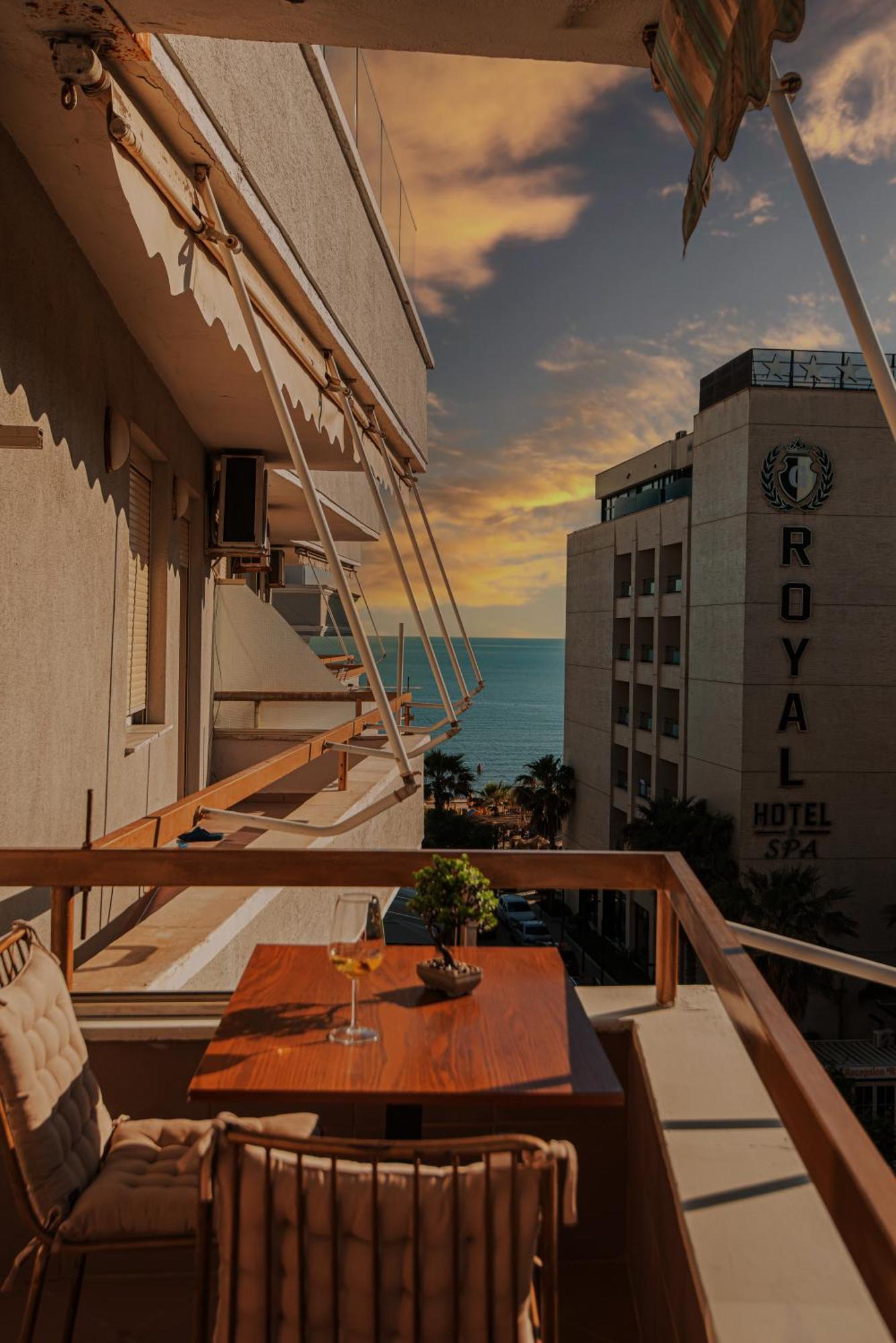 Vivi'S Seaside Apartment Драч Екстериор снимка