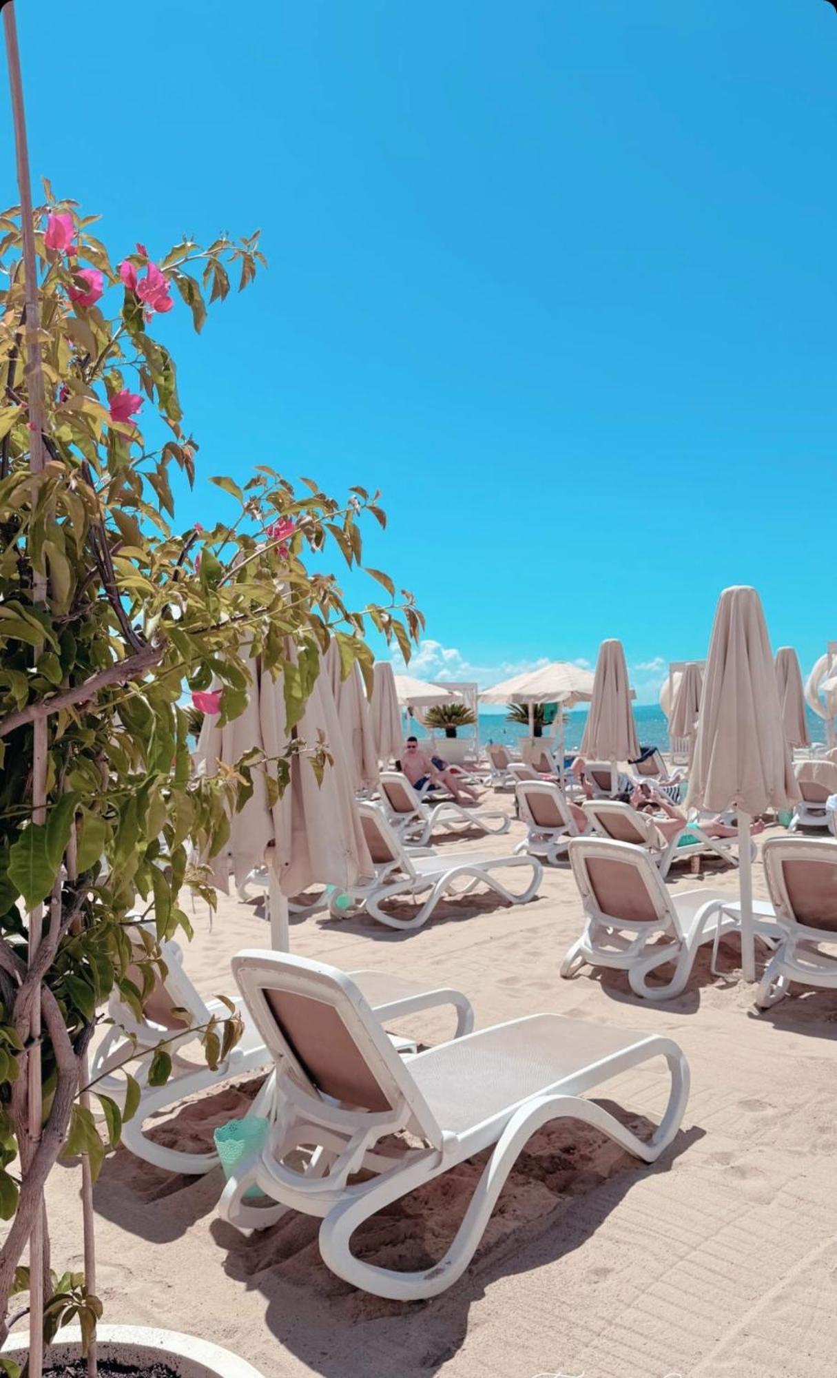 Vivi'S Seaside Apartment Драч Екстериор снимка